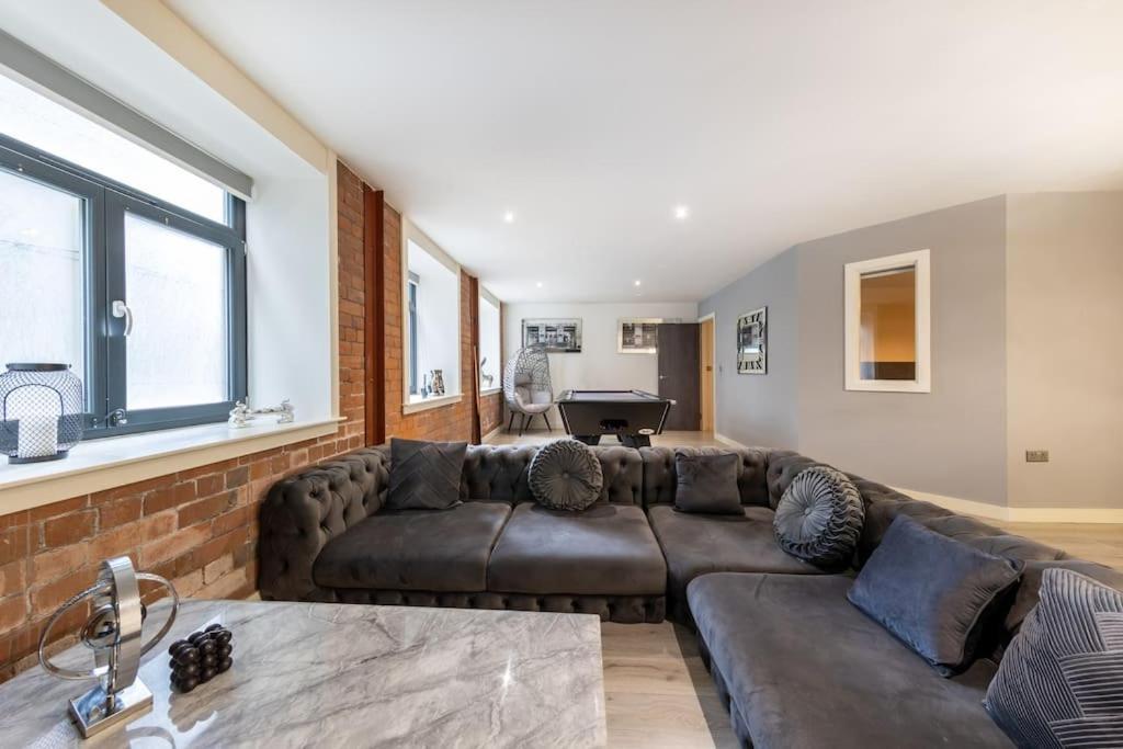 2 Bed Apartment With Pool Table Bradford  Exterior foto